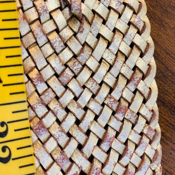 Fossil Leather Belt Metallic Gold Woven Braided Wide Womens Size M Twist Preppy - Picture 11 of 12